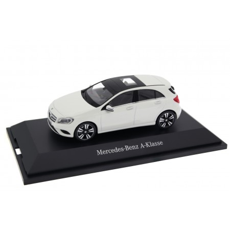 Schuco Mercedes-Benz A-Class Sport W176 2013 - Cirrus White