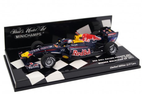 Minichamps Red Bull RB7 #1 "Red Bull Racing Renault" Winner Malaysian GP World Champion Formula 1 2011 - Sebastian Vettel