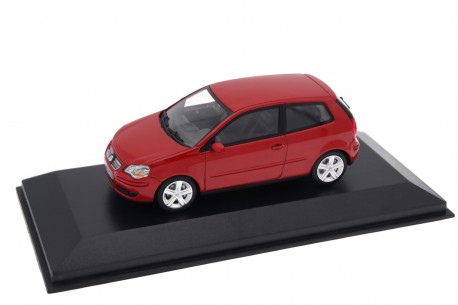 1/43 Minichamps 6Q0099300GPA3X Volkswagen Polo IV 9N3 GP 2005 - Sunset Red Metallic