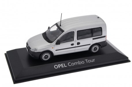 1/43 Minichamps 1799084 Opel Combo C Tour 2002 - Star Silver Metallic