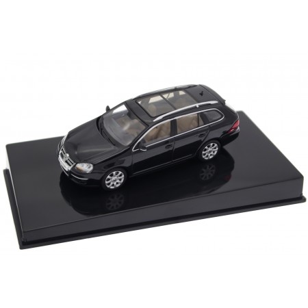 1/43 AUTOart 1K9099300C9X Volkswagen Golf V Variant Highline A5 1K5 2007 - Deep Black Pearl Effect