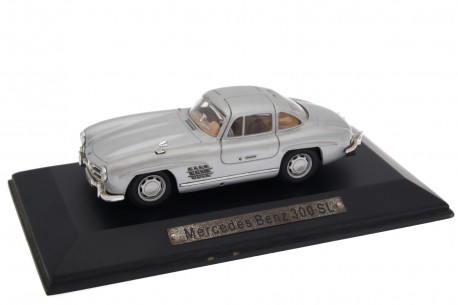 1/43 Atlas 7129101 Mercedes-Benz 300 SL Gullwing W198 1954 - Silver Metallic, Auto Klassiker #1