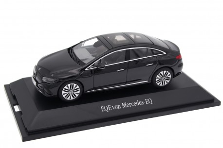 Herpa Mercedes-Benz B-Class Progressive Line W247 2018 - Polar White