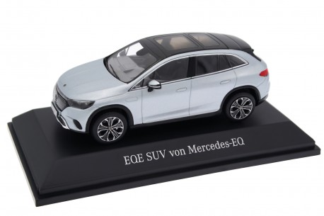 Коллекционная масштабная модель 1/43 Spark Mercedes-Benz EQS SUV Electric Art Line X296 2022 - Sodalite Blue Metallic, B66960588