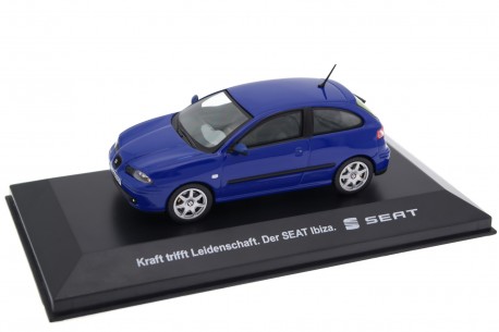 Collectible scale model 1/43 IXO Seat Ibiza III TDI 6L 2002 - Azul Swing, DC1574