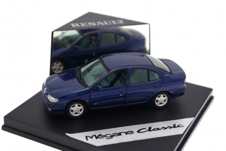 1/43 Vitesse 7711149145 Renault Laguna I Phase 2 3.0 V6 24V 1998 - Twilight Blue Metallic