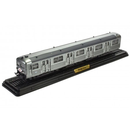 Колекційна масштабна модель 1/87 Atlas Carel et Fouché SNCF ZRABx 15101 Remorque d'Extremite Rame Z 5100 1953 - Inox, Automotric