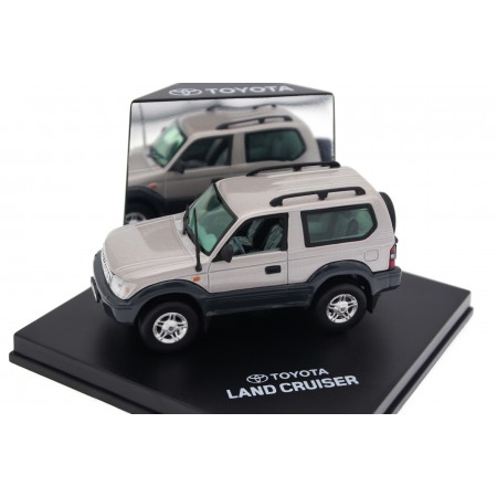 Collectible scale model 1/43 Vitesse Toyota Land Cruiser Prado VX 3-door J90 1996 - Warm Silver Metallic, V082S