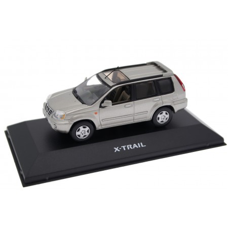 Collectible scale model 1/43 J-Collection Nissan X-Trail Elegance 4WD T30 2001 - Zinc Silver Metallic, DC1487B