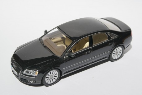 Minichamps Audi A8 2005
