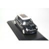 Minichamps Mini Cooper R50 2001 - Jet Black with Aspen White Roof