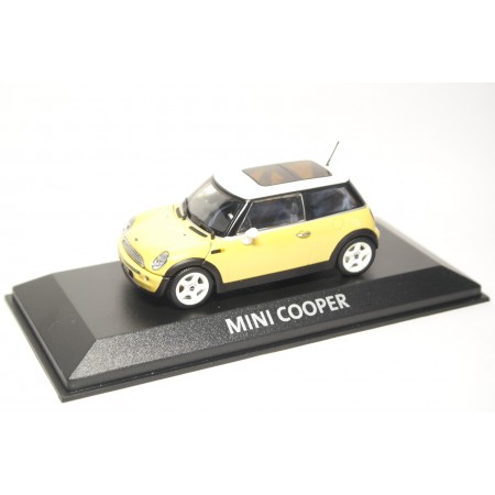 Minichamps Mini Cooper R50 2001 - Liquid Yellow with Aspen White Roof