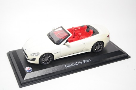 Leo Models Maserati GranCabrio Sport 2013 - Bianco Birdcage