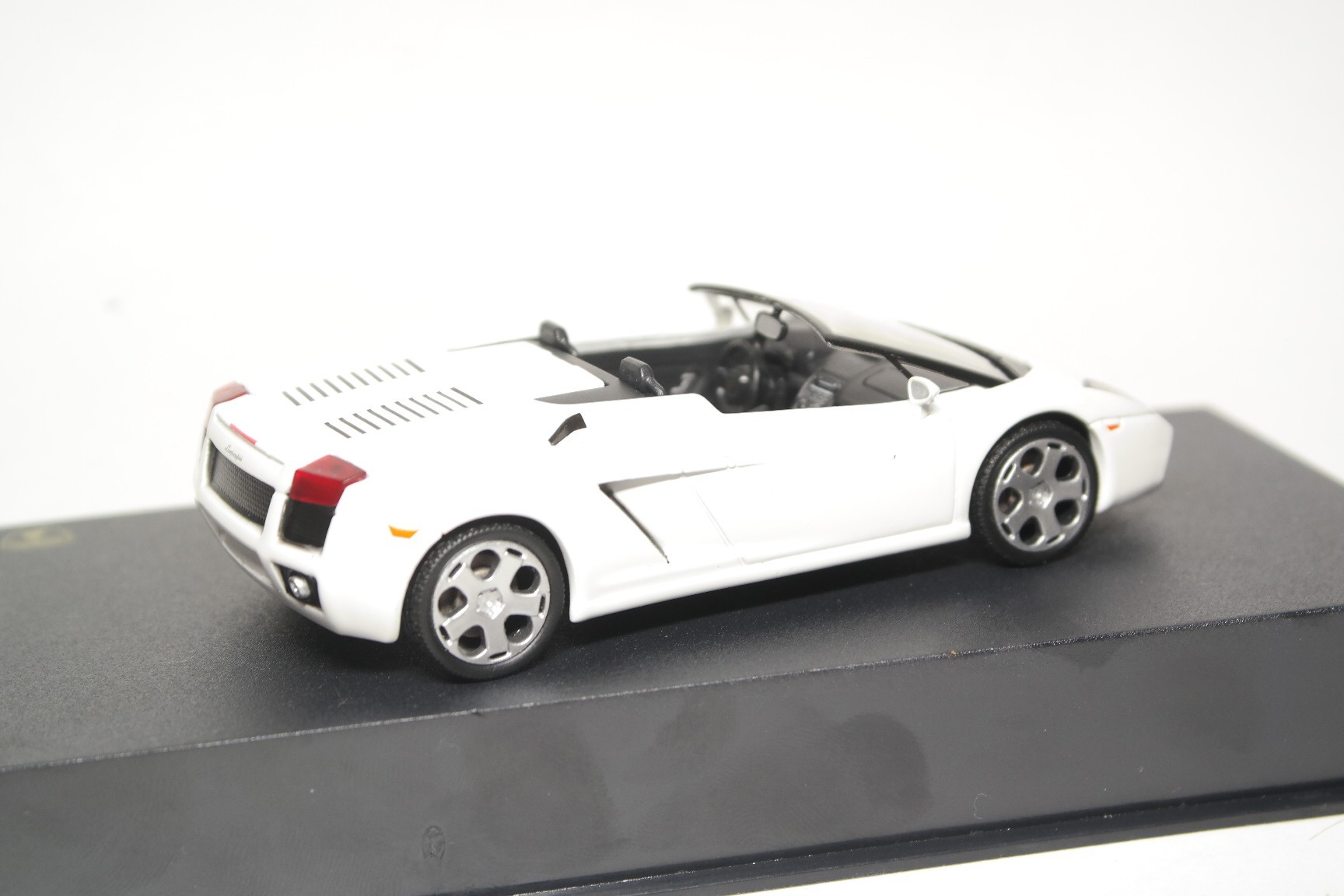 ミニカー Lamborghini Gallardo Spyder 2006 1/43 1/43 ランボルギーニ ガヤルド スパイダー 白 ホワイト Lamborghini