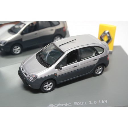 Universal Hobbies Renault Scénic I Phase 2 RX4 2.0 16V 2001 - Boreal Gray