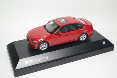 iScale BMW 3 Series 335i F30 Limousine Sport 2012 - Melbourne Red