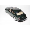 AUTOart Maybach 57 SWB Limousine W240 2002 - Ireland Dark Green Metallic/Ireland Middle Green Metallic