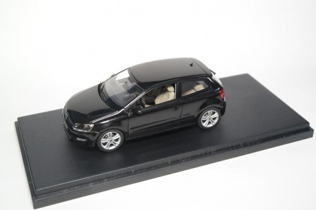 Schuco Volkswagen Polo V TDI 6R 3-door 2009 - Deep Black Pearleffect
