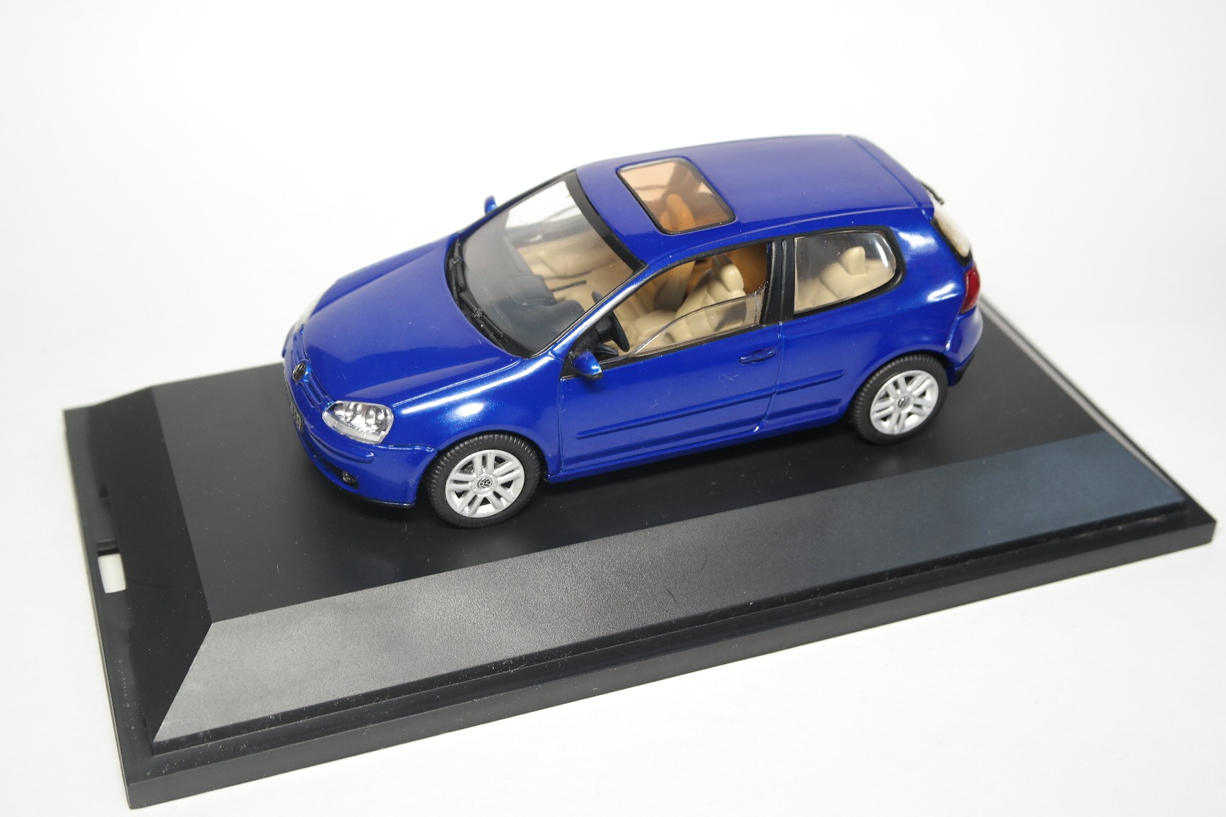 Volkswagen Golf - Diecast Ukraine