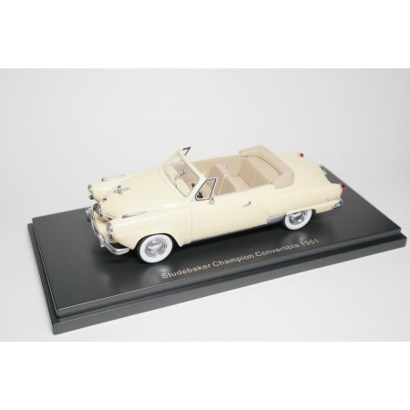 BoS Studebaker Champion Convertible 1951 - Beige