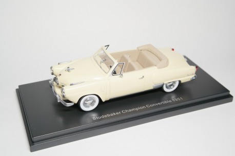 BoS Studebaker Champion Convertible 1951 - Beige