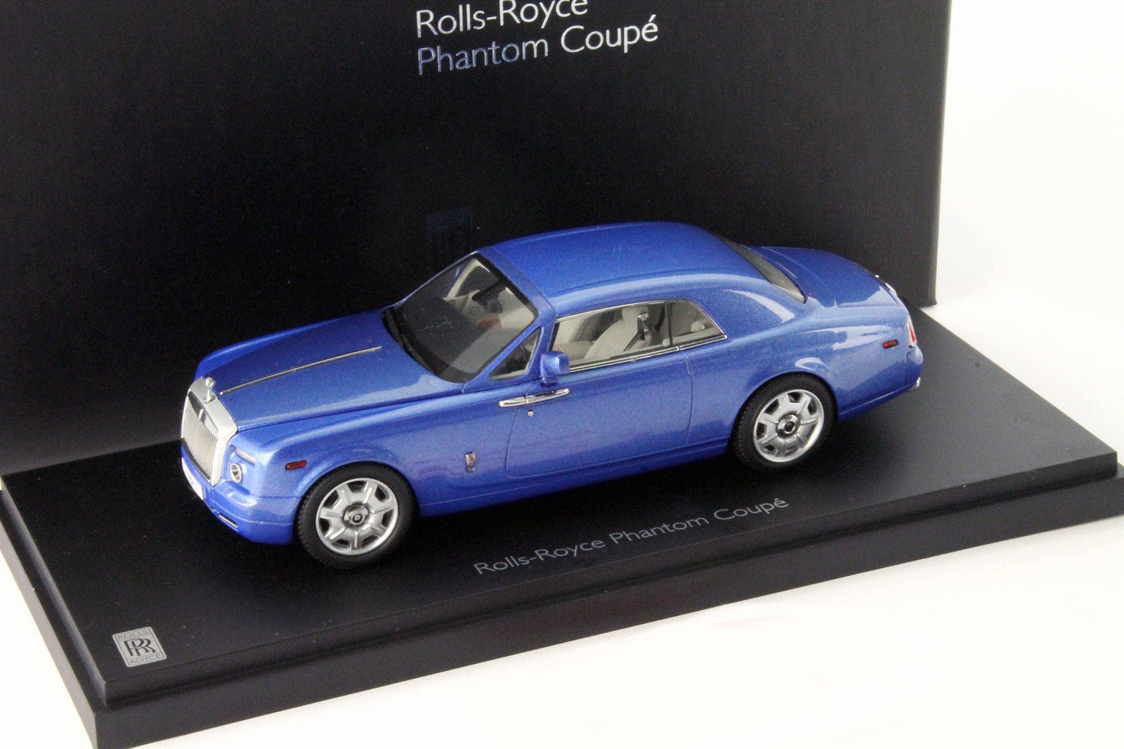 Rolls-Royce Phantom Coupé - Diecast Ukraine