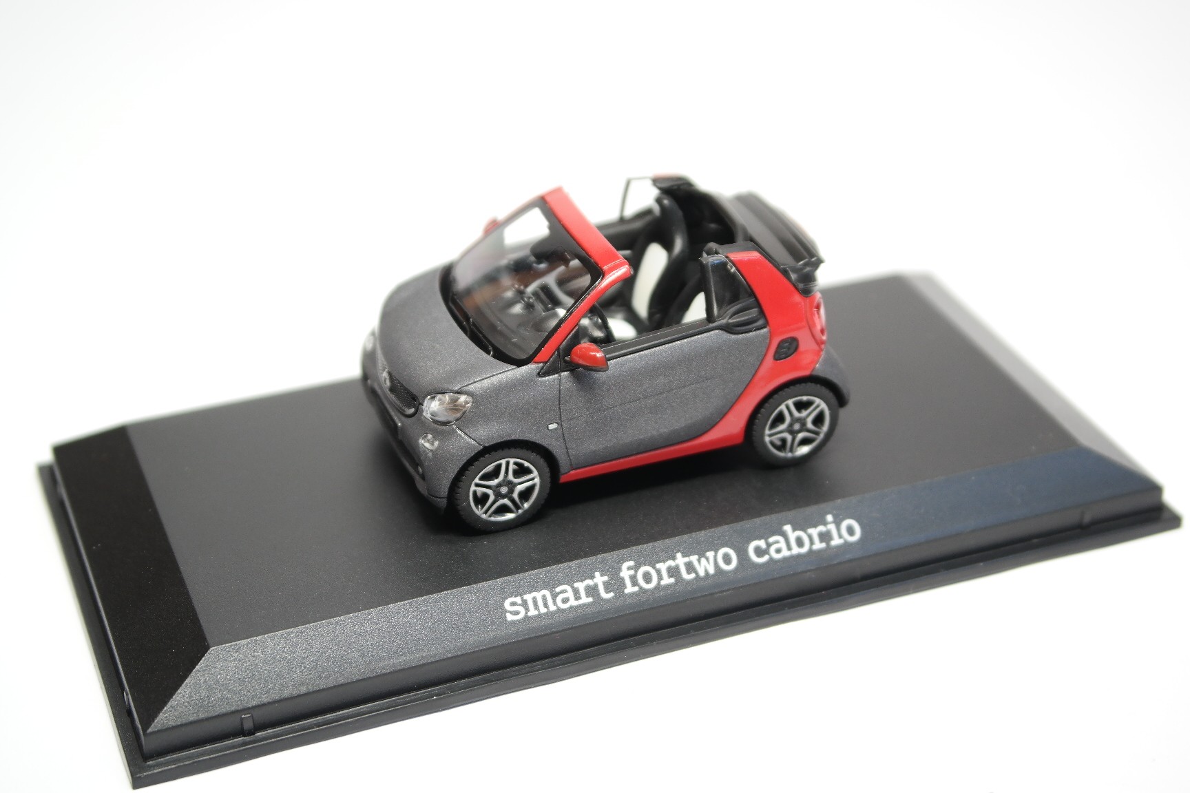Smart Fortwo Cabrio Prime - Diecast Ukraine