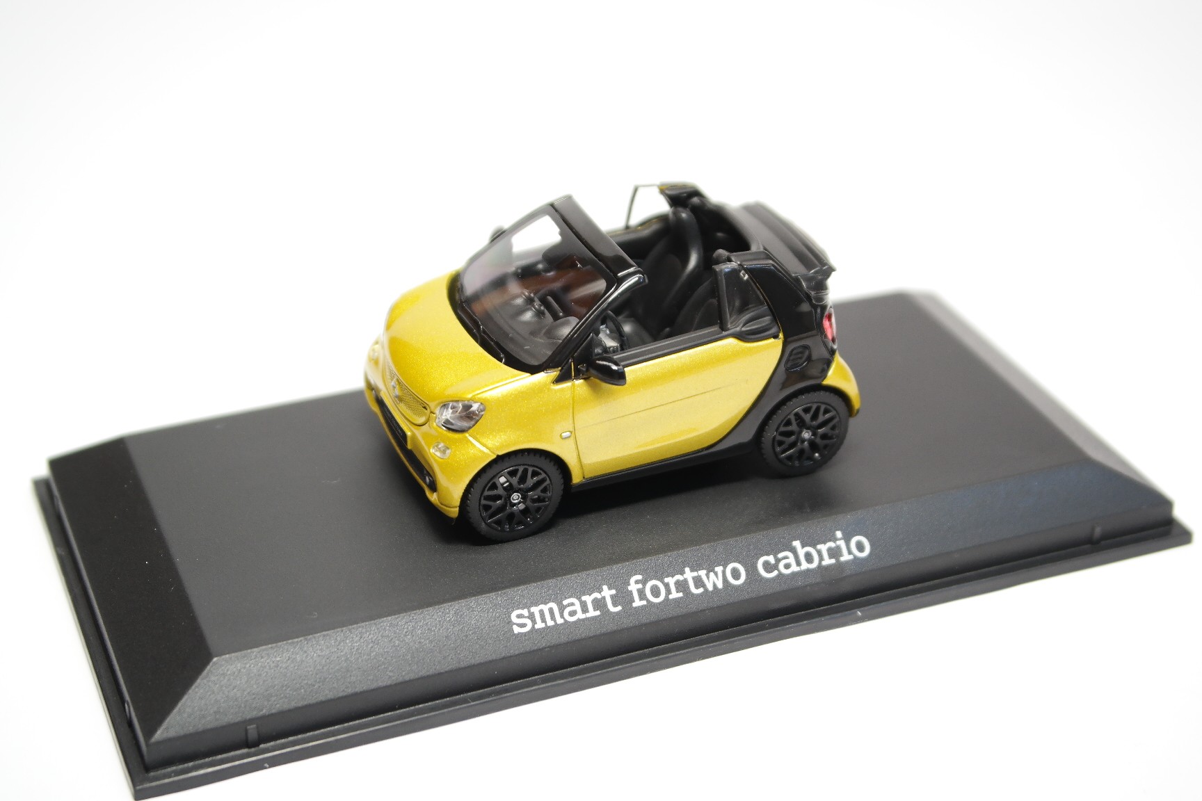 Smart Fortwo Cabrio Proxy - Diecast Ukraine