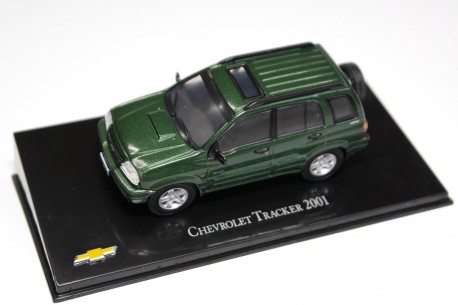Hachette Chevrolet Tracker 2001 - Medium Green Metallic