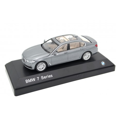 iScale Paragon BMW 7 Series 750Li xDrive G12 2015 - Arctic Grey Metallic