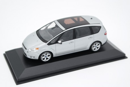 Minichamps Ford S-Max Mk.1 2006 - Moondust Silver Metallic