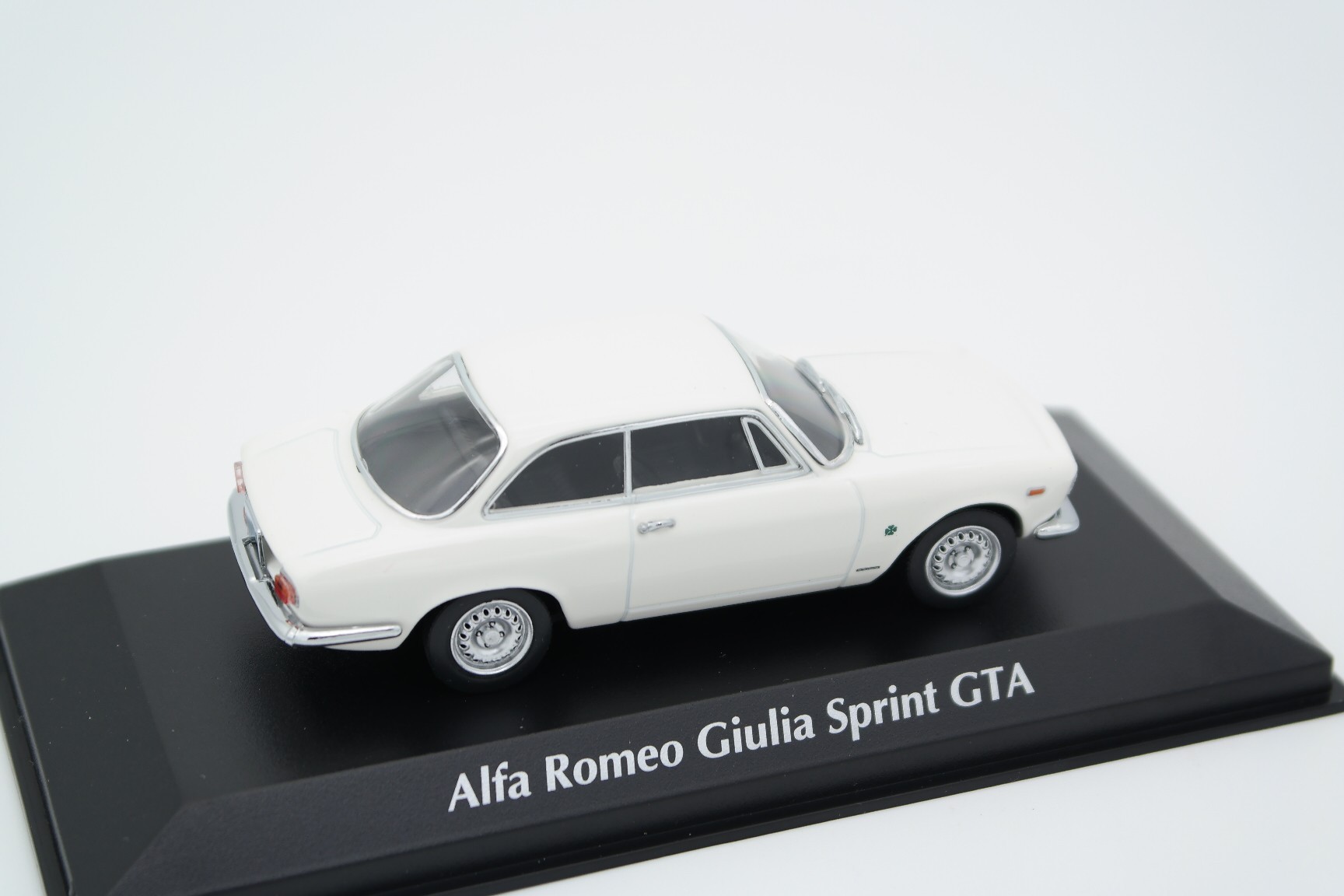 Alfa Romeo Giulia Sprint GTA - Diecast Ukraine
