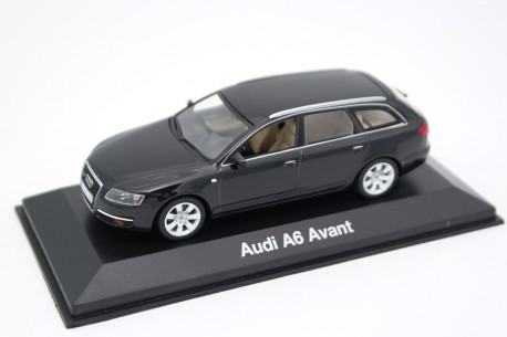 Minichamps Audi A6 Avant 3.2 C6 4F 2005 - Phantom Black Metallic