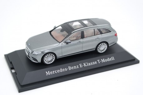 Kyosho Mercedes-Benz E-Class T-Model AMG Line S213 2016 - Selenite Grey Metallic