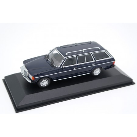 Maxichamps Mercedes-Benz 230 TE S123 1982 - Deep Blue