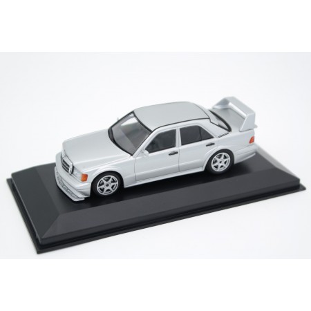 Maxichamps Mercedes-Benz 190E 2.5-16 Evolution II W201 1990 - Brilliant Silver Metallic
