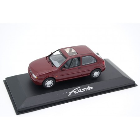 Minichamps Ford Fiesta Mark IV 16V BE91 1995 - Wine Red Metallic