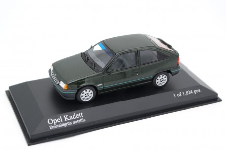 Minichamps Opel Kadett E 3-door Hatchback 1.8i Dream Edition Facelift 1990 - Emerald Green Metallic