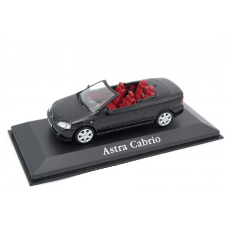 Minichamps Opel Astra G Cabrio by Bertone 2001 - Carbon Black