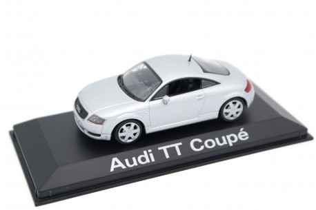Minichamps Audi TT Coupé 8N 1998 - Light Silver Metallic