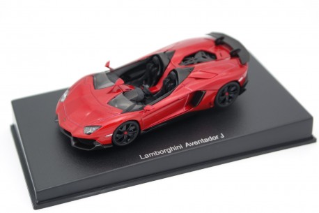 AUTOart Lamborghini Aventador J 6.5 V12 2012 - Rosso Efesto