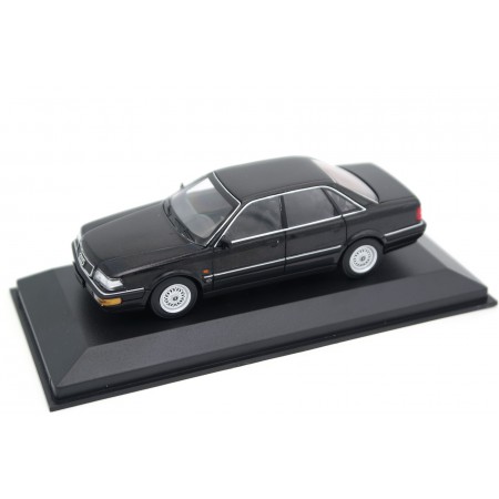 Maxichamps Audi V8 4C 1988 - Brilliant Black Metallic