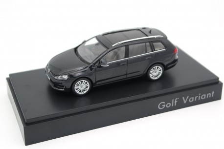 Spark Volkswagen Golf VII Variant 2013 - Deep Black Pearl Effect