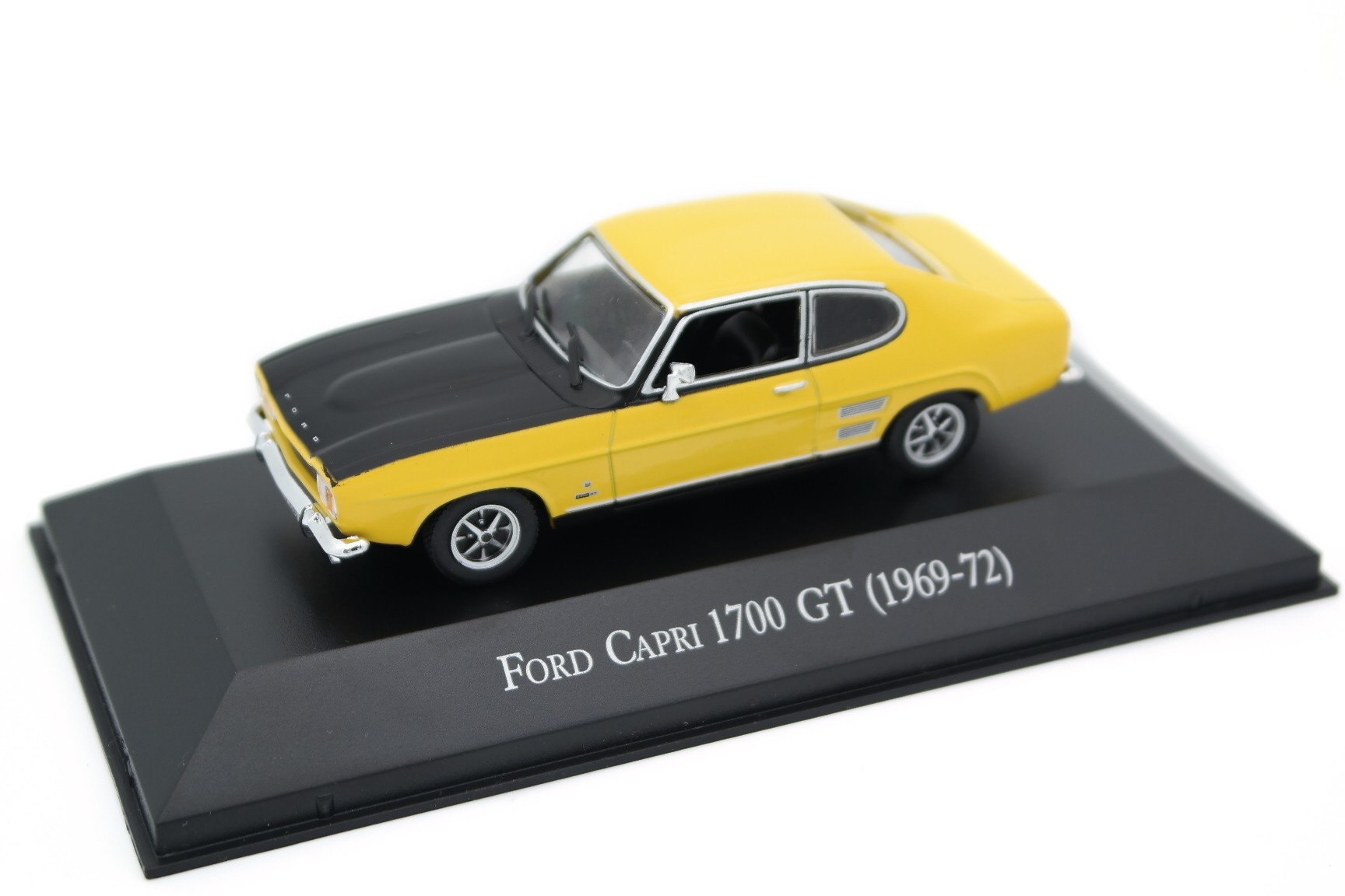 Ford Capri 1700 GT - Diecast Ukraine