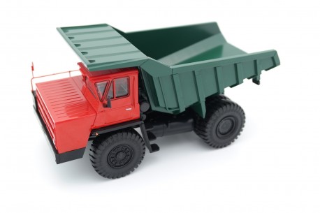 Nash avtoprom BelAZ-7522 1986 - Red/Yellow
