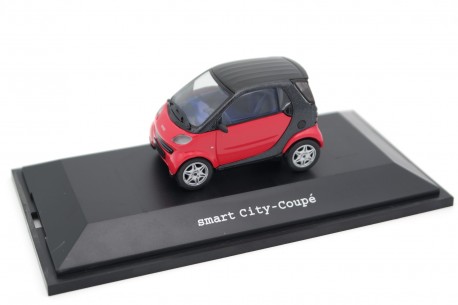 Herpa Smart City-Coupé C450 2003 - Mad Red