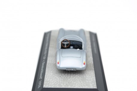 Borgward P100 blue and white (NEO) 1:43