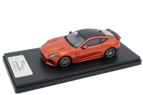 True Scale Miniatures Jaguar F-Type SVR AWD Coupé 2016 - Firesand Orange Metallic
