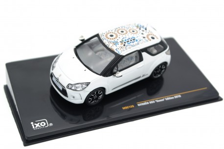 IXO Citroën DS3 by Kenzo 2010 - Kenzo White Pearl