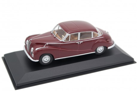 Minichamps BMW 502 V8 Limousine 1954 - Dark Red Wine